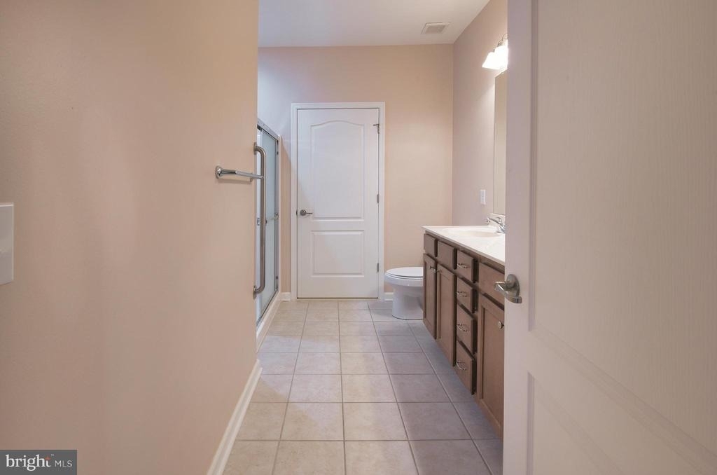 12001 Old Vine Boulevard - Photo 14