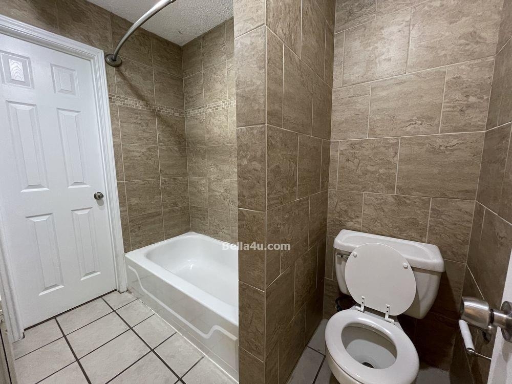 512 Eberhart Ln - Photo 10