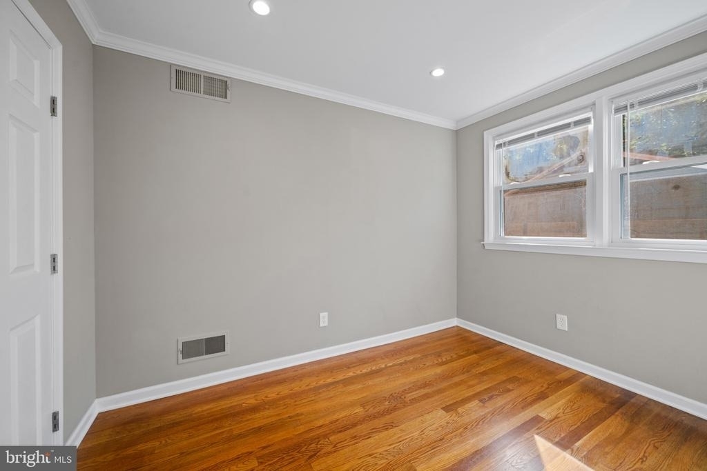 1216 Haines Avenue - Photo 16