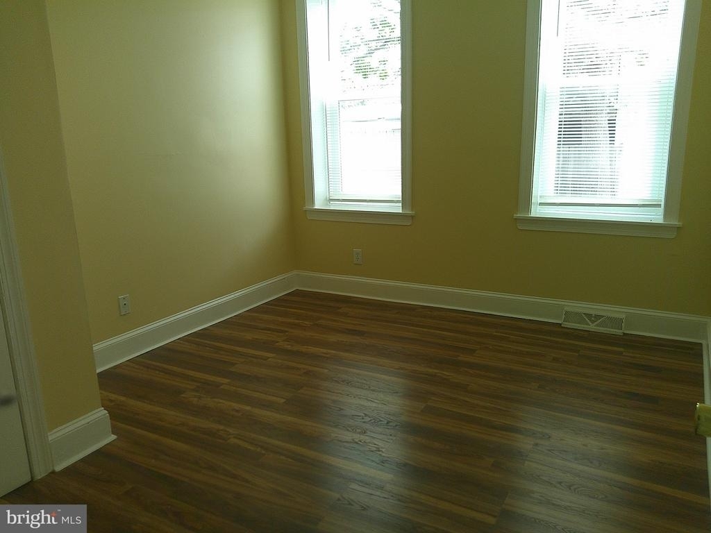 502 7th Street - Photo 7