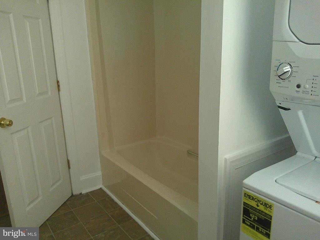 502 7th Street - Photo 5