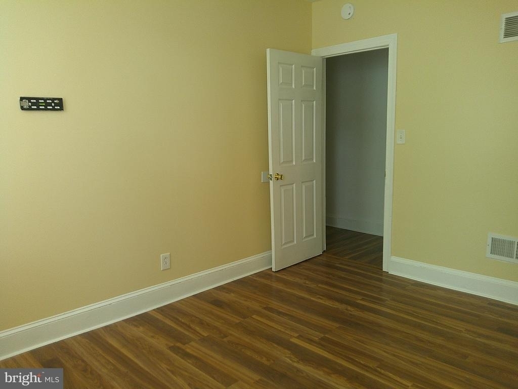 502 7th Street - Photo 6