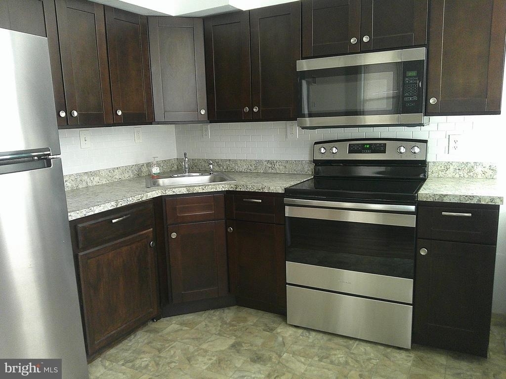 502 7th Street - Photo 2