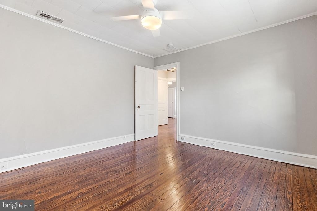 1614 N Broom Street - Photo 6
