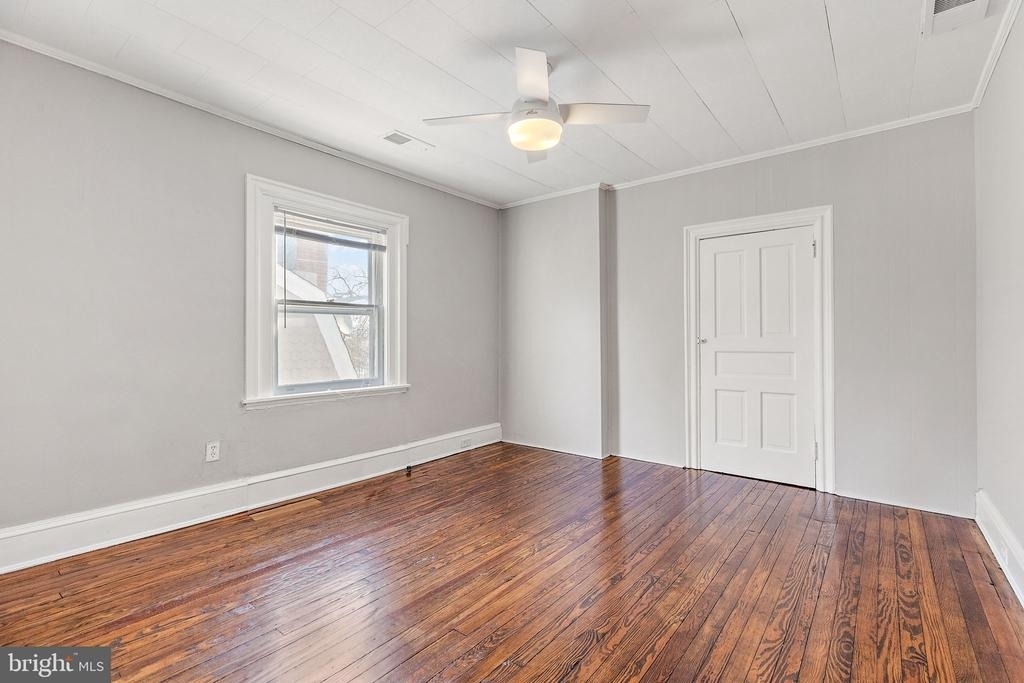 1614 N Broom Street - Photo 5