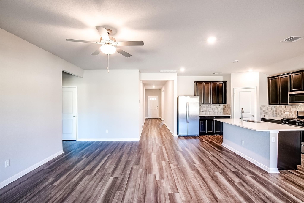 1601 Longhorn Ranch Dr - Photo 6