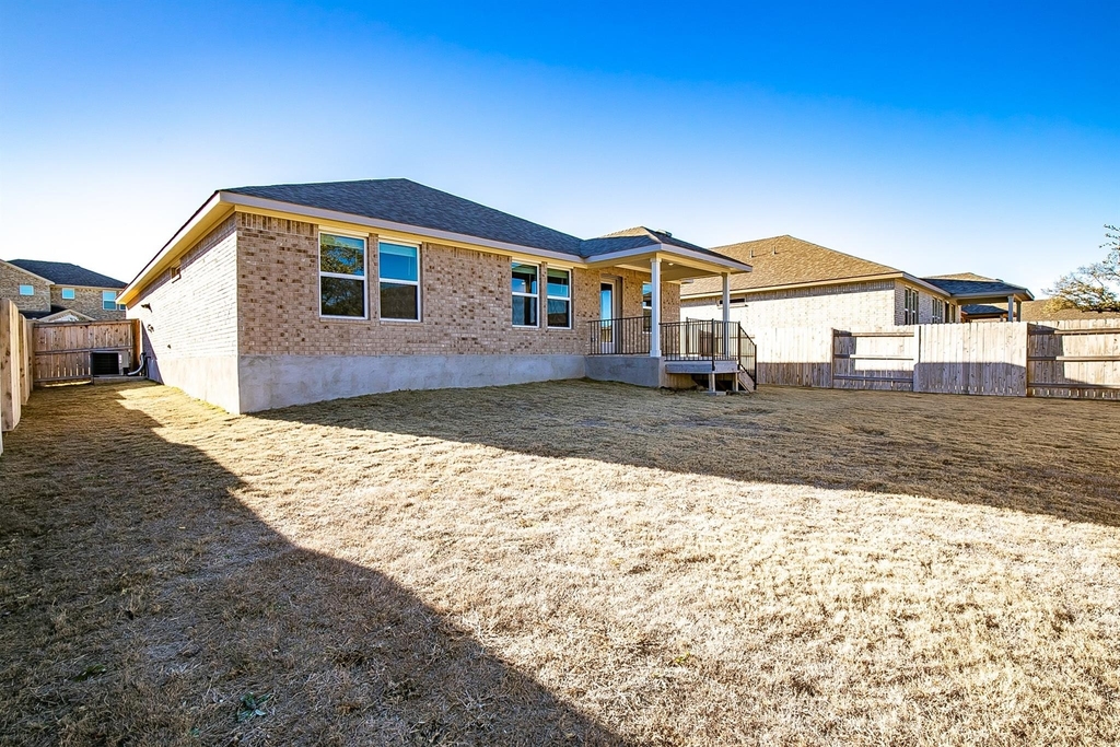 1601 Longhorn Ranch Dr - Photo 25