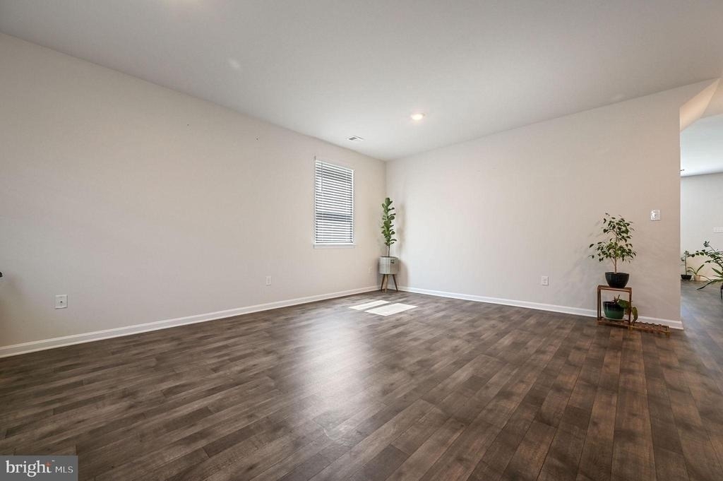 387 Mardella Drive - Photo 2