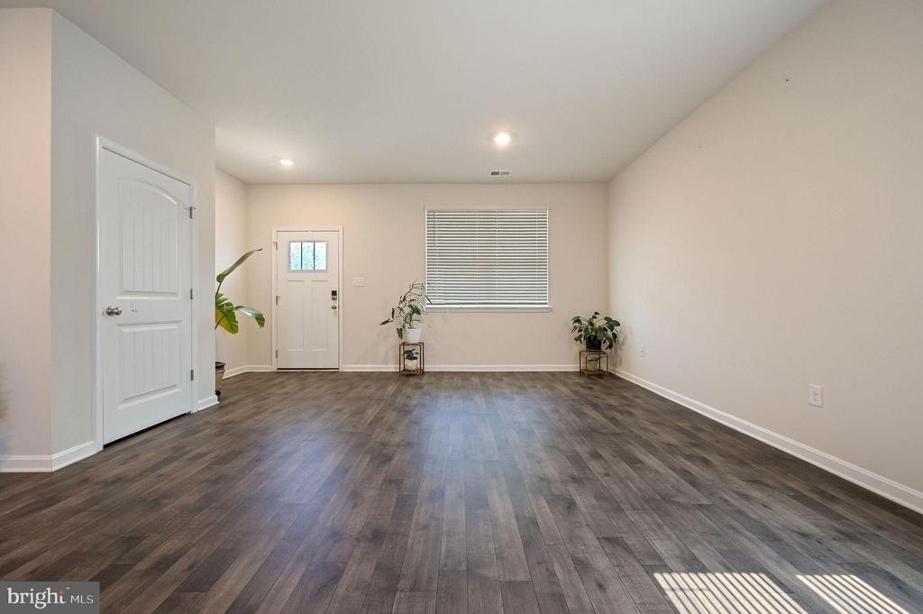 387 Mardella Drive - Photo 3