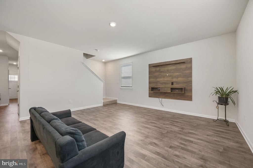 387 Mardella Drive - Photo 5