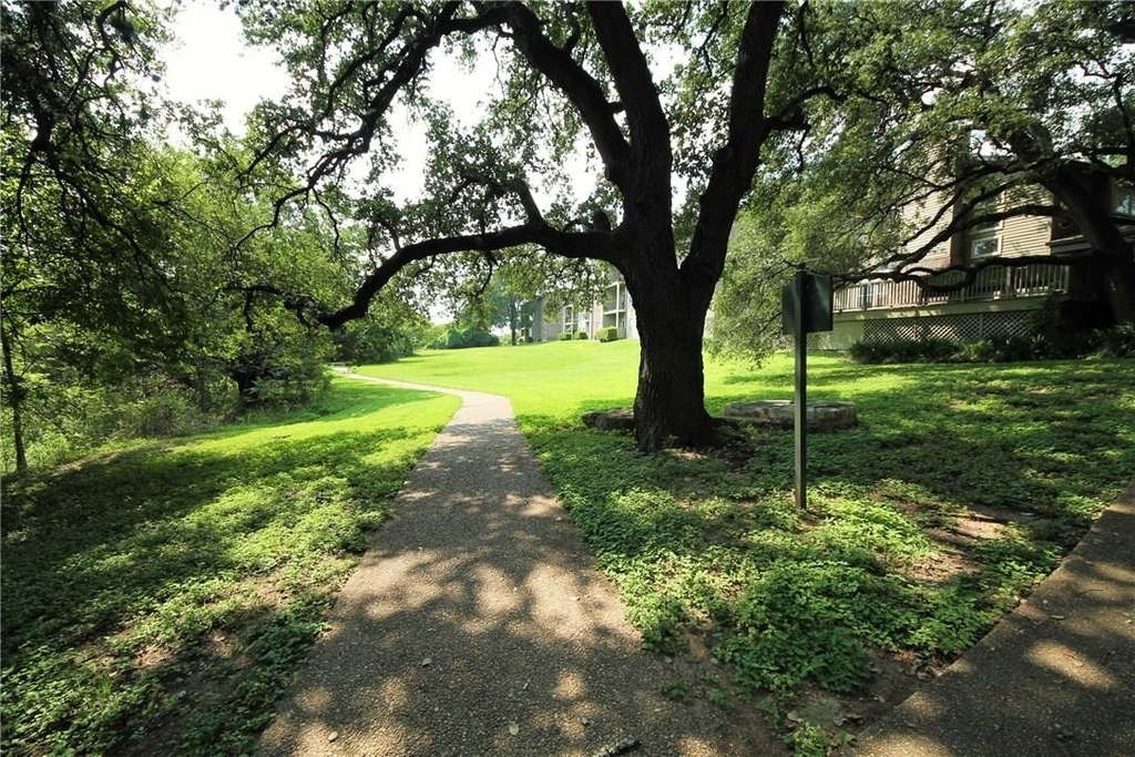12166 Metric Blvd - Photo 20