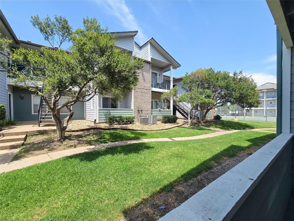 12166 Metric Blvd - Photo 16