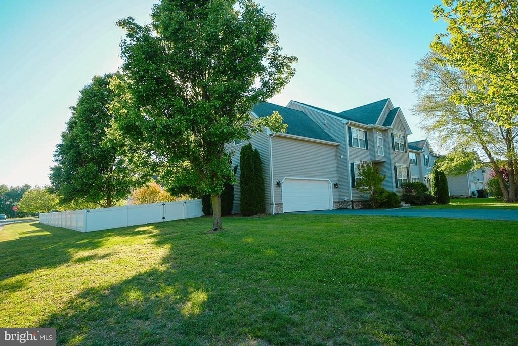 151 Redstone Court - Photo 3