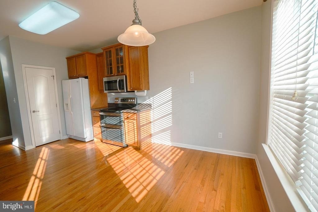 151 Redstone Court - Photo 9
