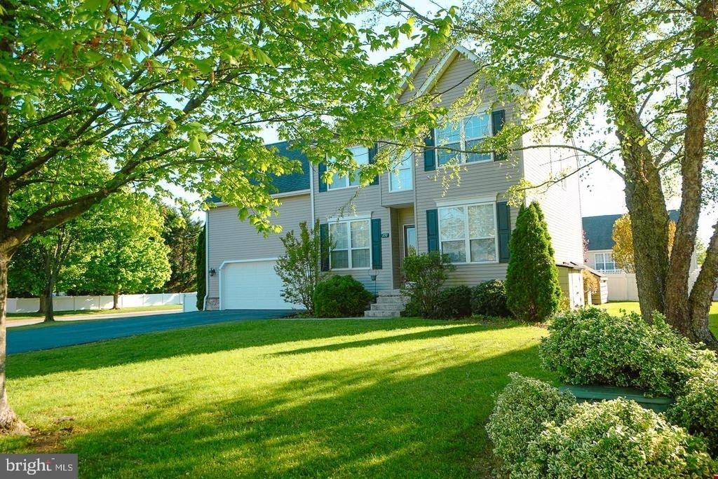 151 Redstone Court - Photo 1
