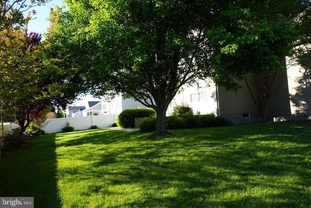 151 Redstone Court - Photo 5