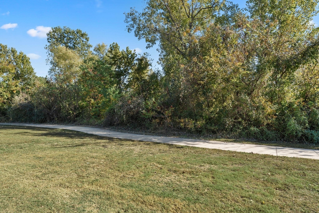 740 Aliso Trl - Photo 29