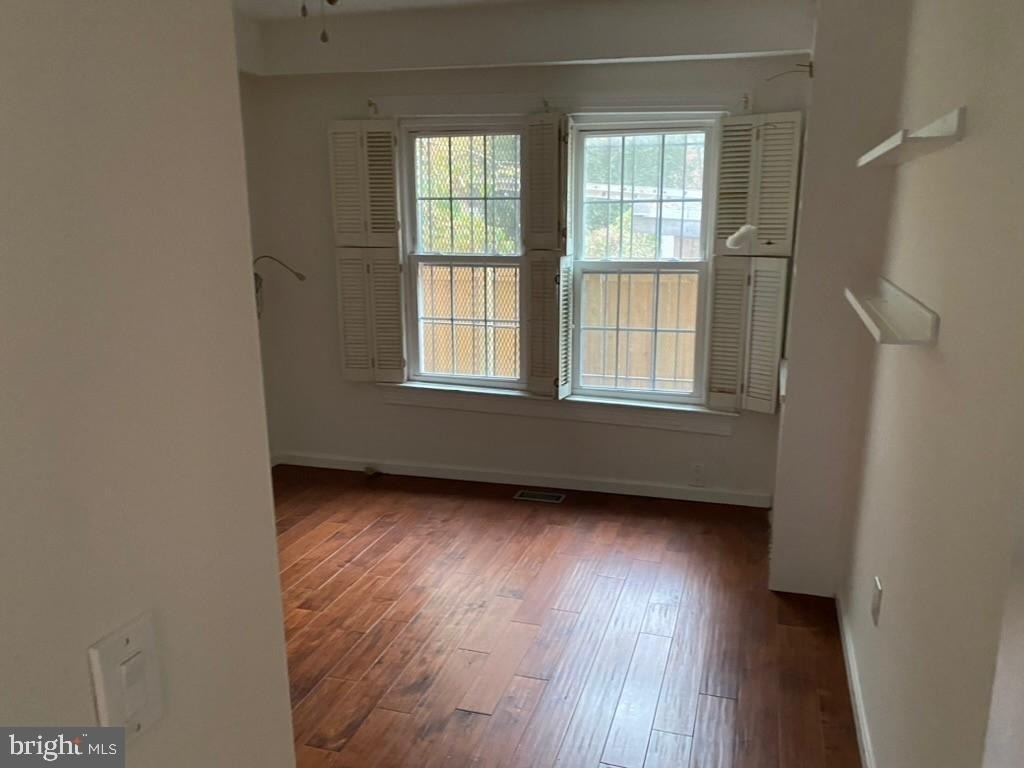 1410 26th Street Nw - Photo 1