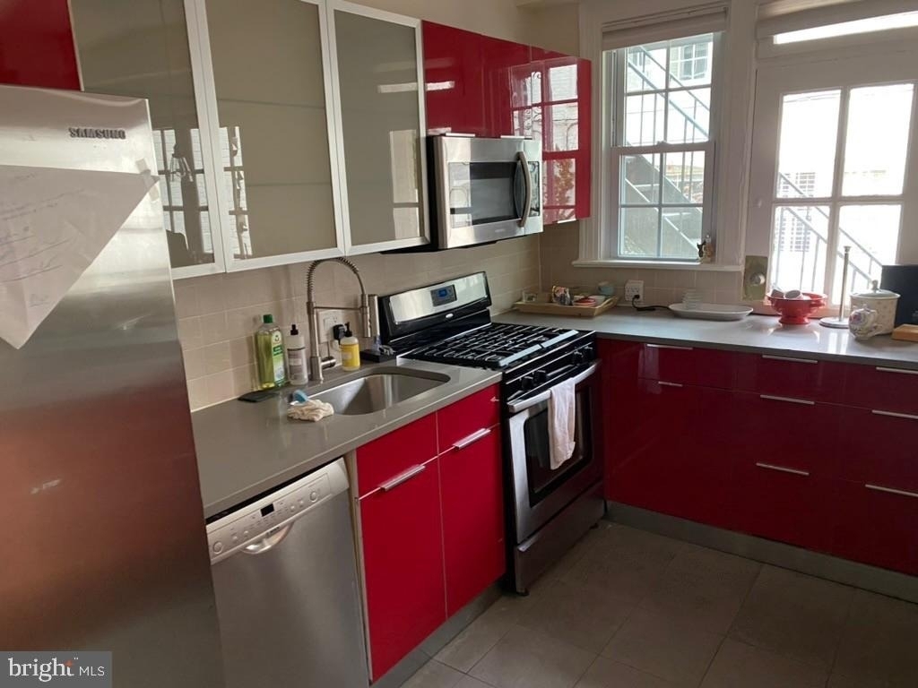 1410 26th Street Nw - Photo 11