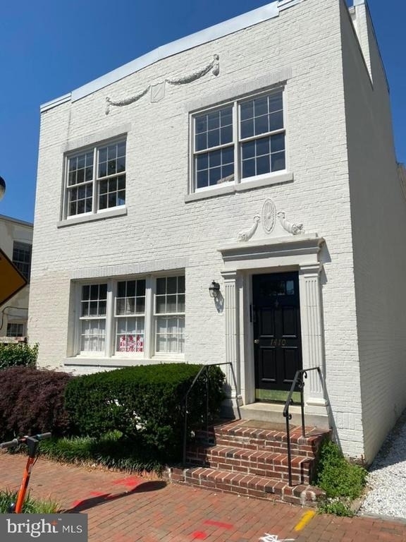 1410 26th Street Nw - Photo 2