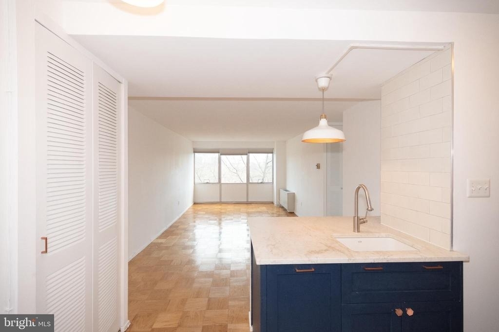 1301 Delaware Ave Sw - Photo 2