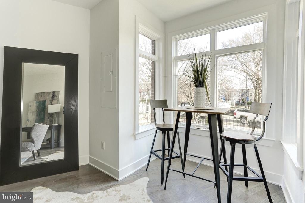 1220 Potomac Avenue Se - Photo 4