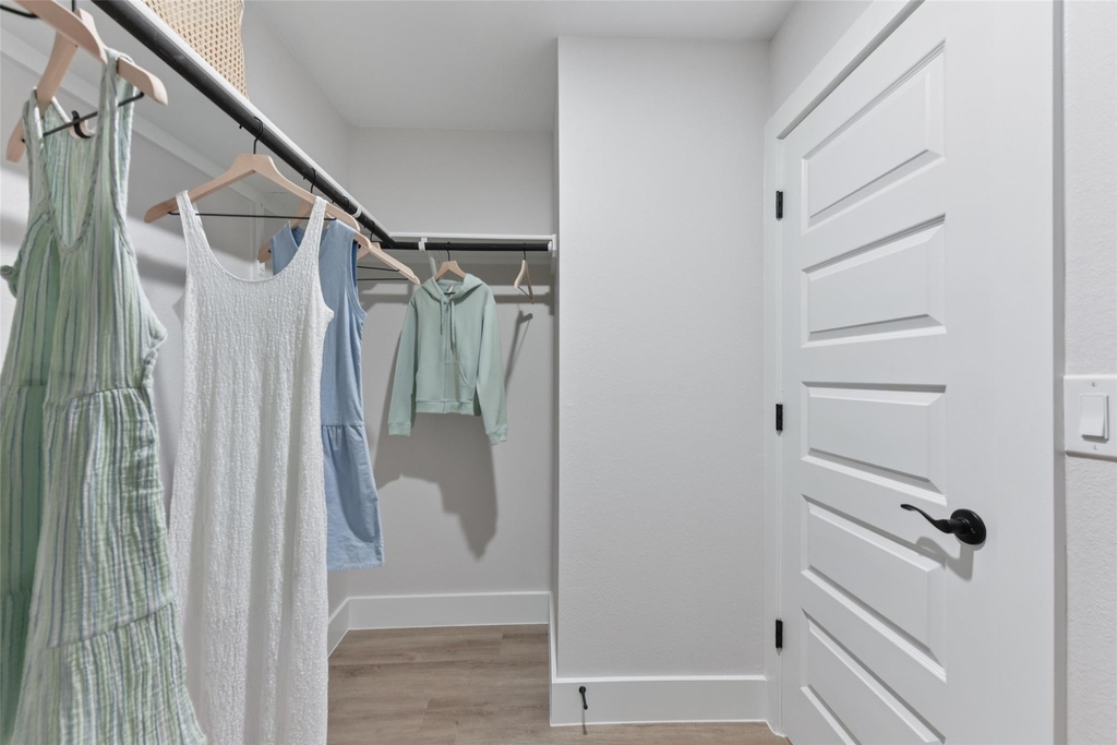 9304 Felix Sparke Dr - Photo 30