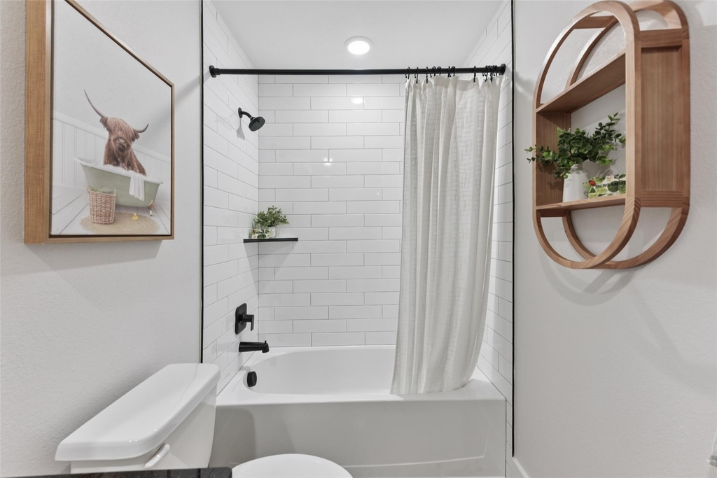 9304 Felix Sparke Dr - Photo 15