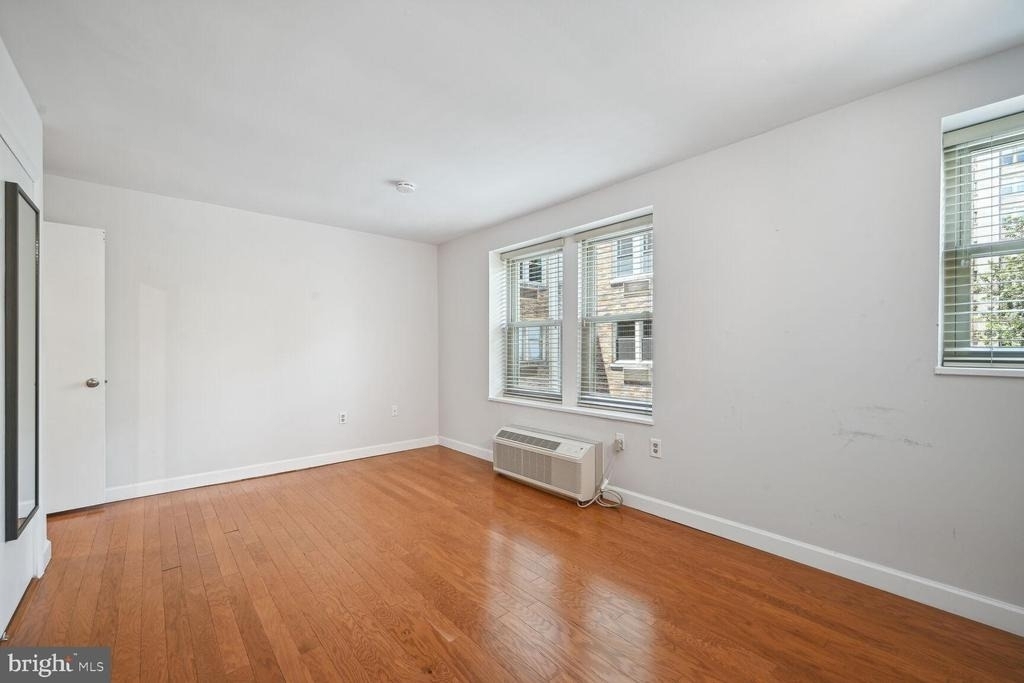 2440 16th Street Nw - Photo 10