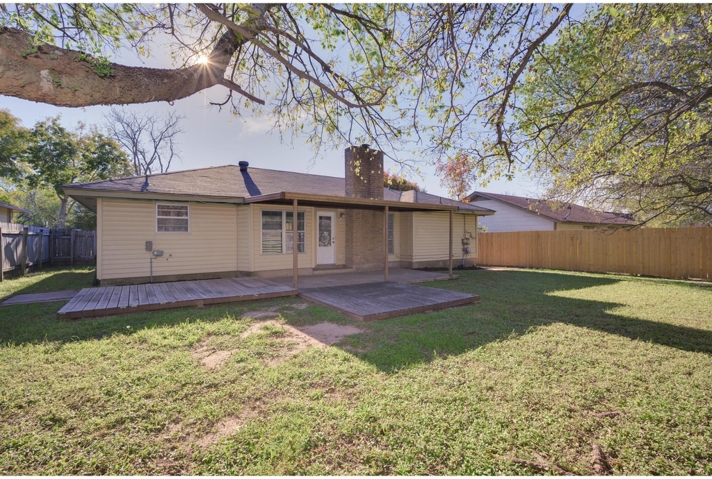 2104 Magazine St - Photo 26