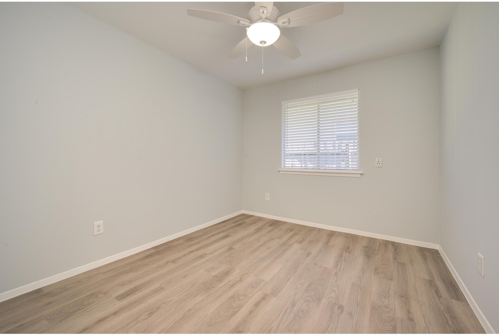 2104 Magazine St - Photo 21