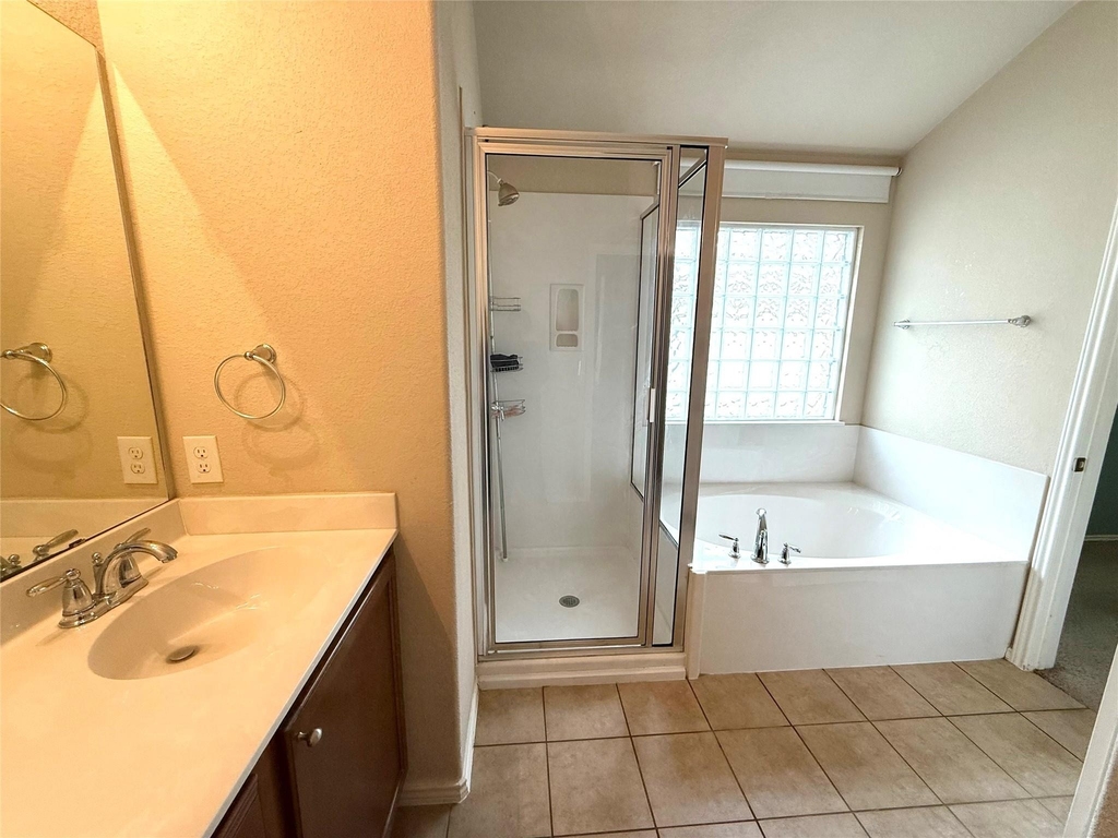 11205 Mckinney Springs Dr - Photo 19