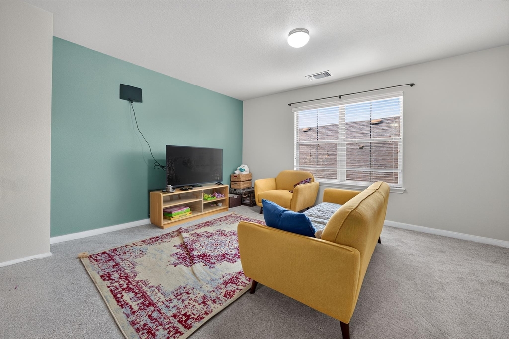 112 Latitude Ln - Photo 15