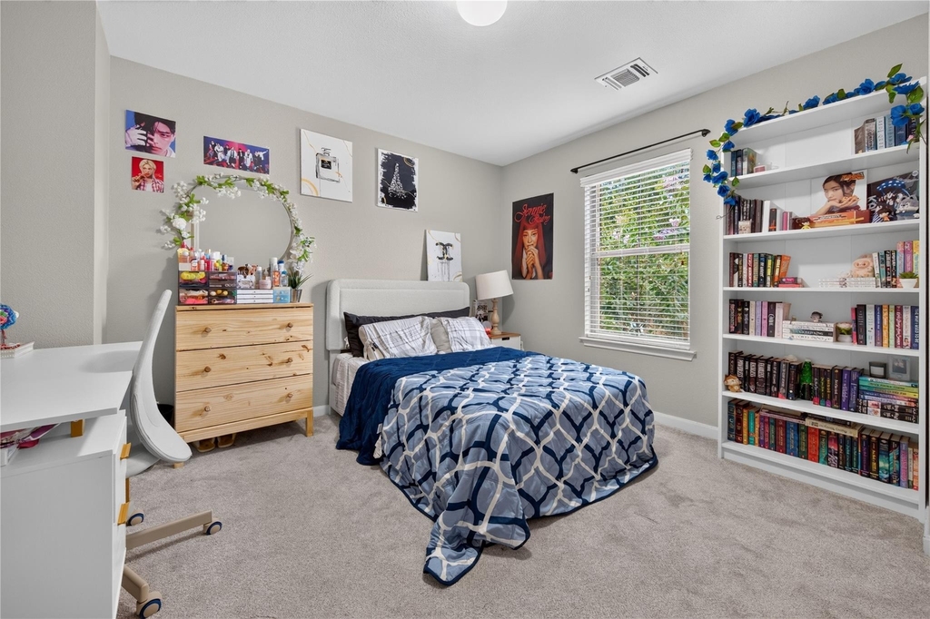 112 Latitude Ln - Photo 12