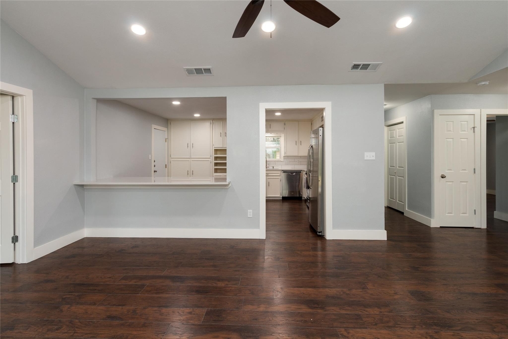 1005 George St - Photo 4