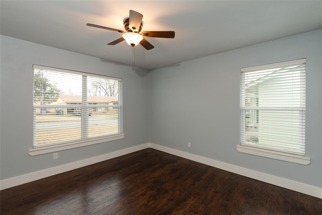 1005 George St - Photo 17