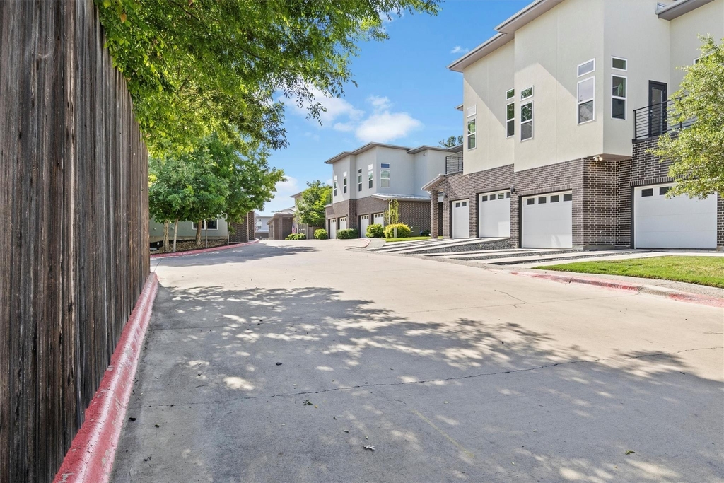 3905 Clawson Rd - Photo 35