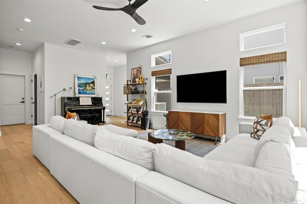 3905 Clawson Rd - Photo 8