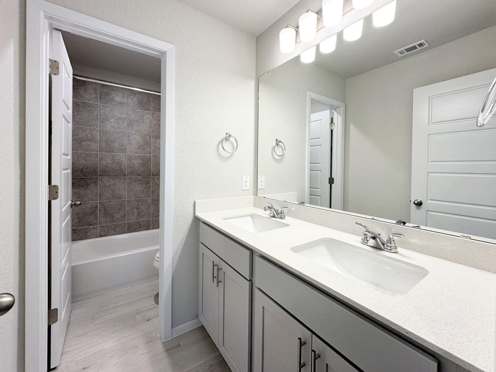 163 Haywood Mnr - Photo 23
