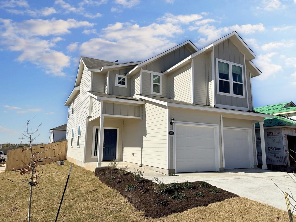 163 Haywood Mnr - Photo 2