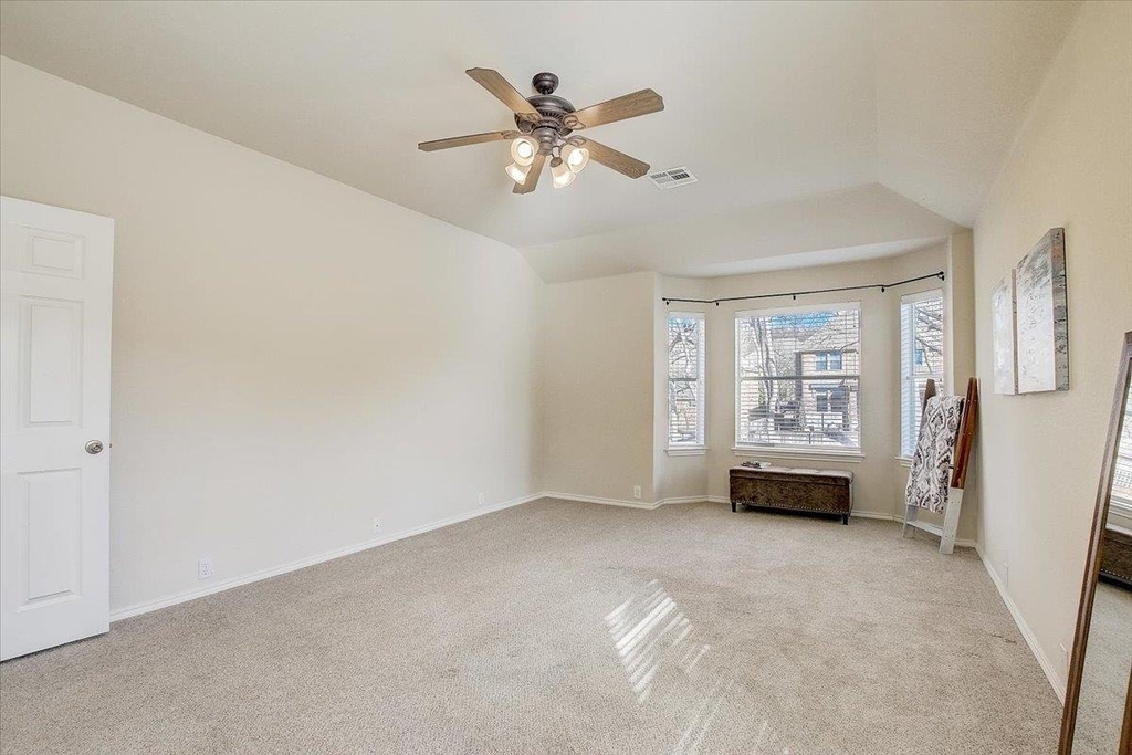 537 Golden Creek Dr - Photo 25