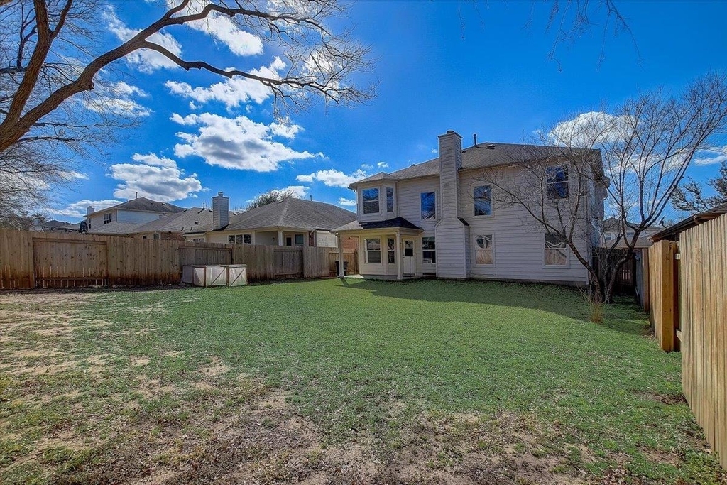 537 Golden Creek Dr - Photo 38