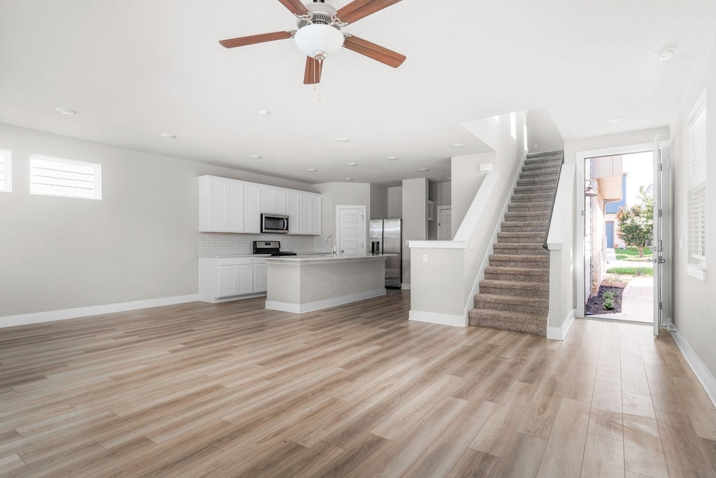 7114 Terrazzo Cottage Ct - Photo 2