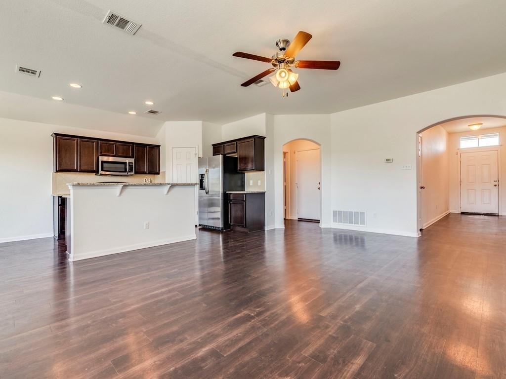 237 Goddard - Photo 10