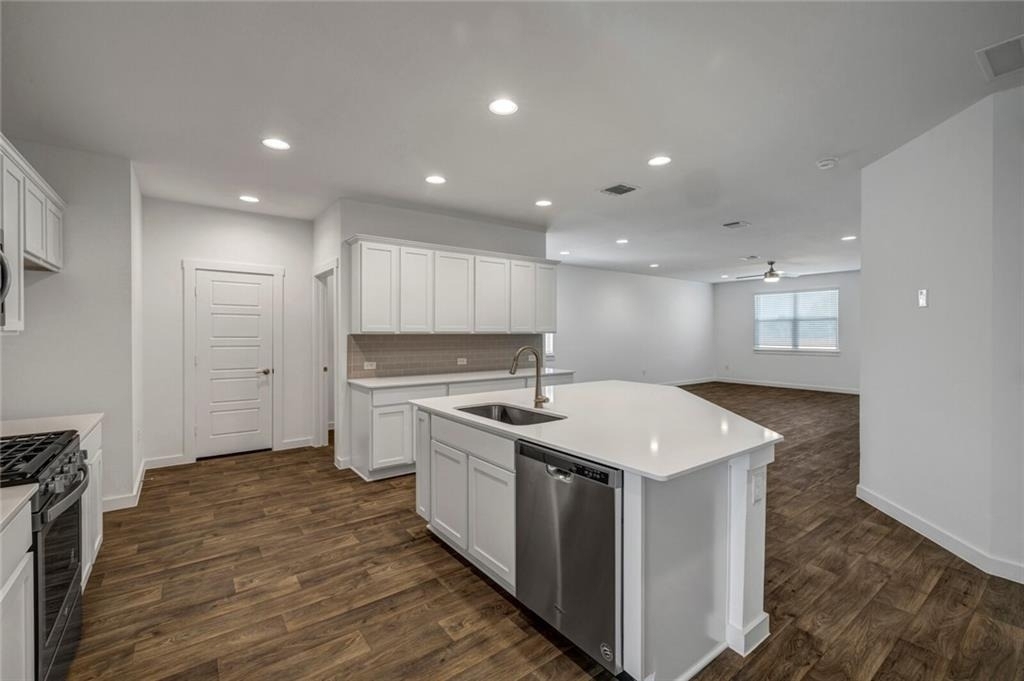 14307 Macquarie Dr - Photo 5