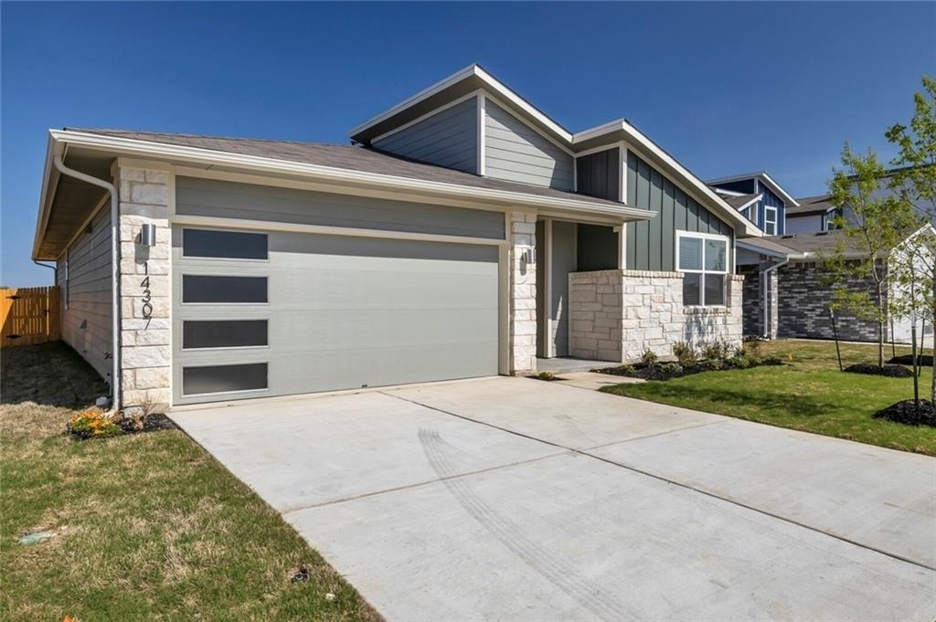 14307 Macquarie Dr - Photo 2