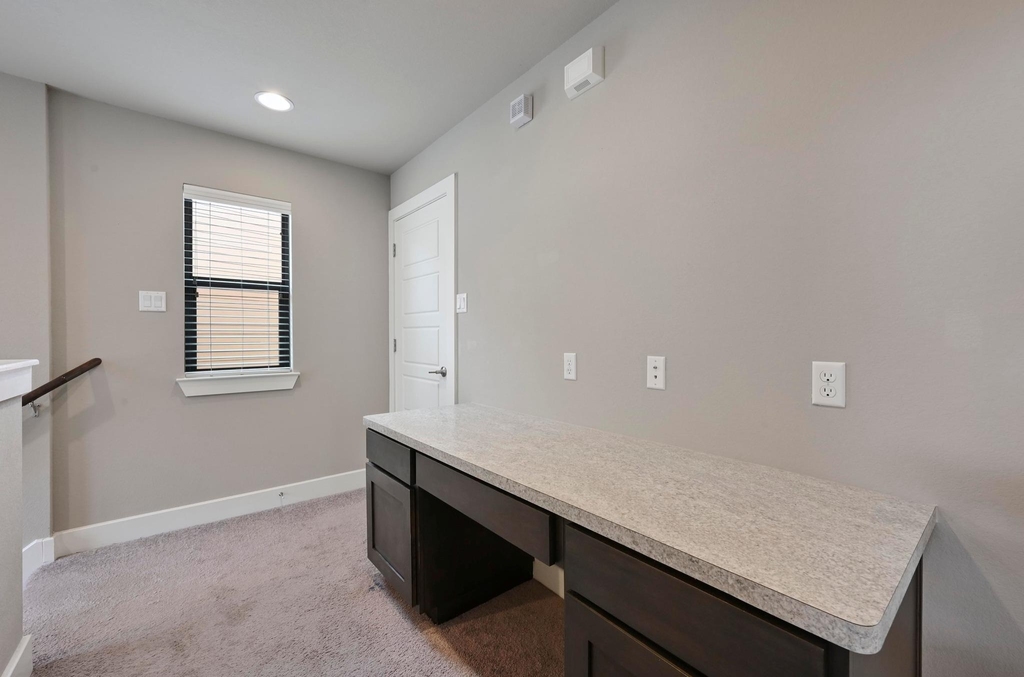 2021 Carlson Dr - Photo 14