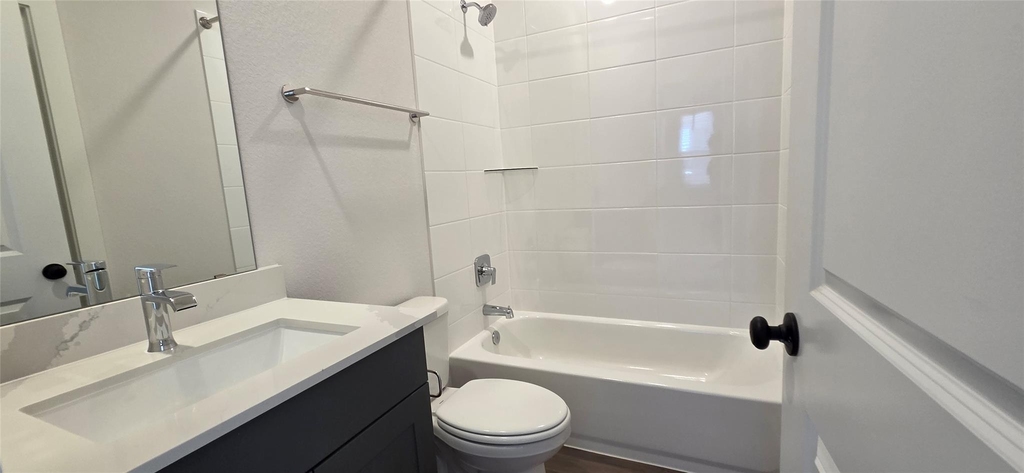 8107 Wilder Rd - Photo 18