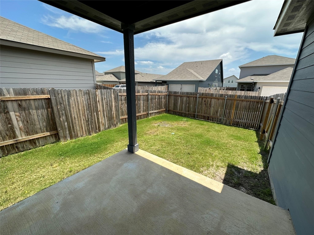 912 Main St - Photo 24