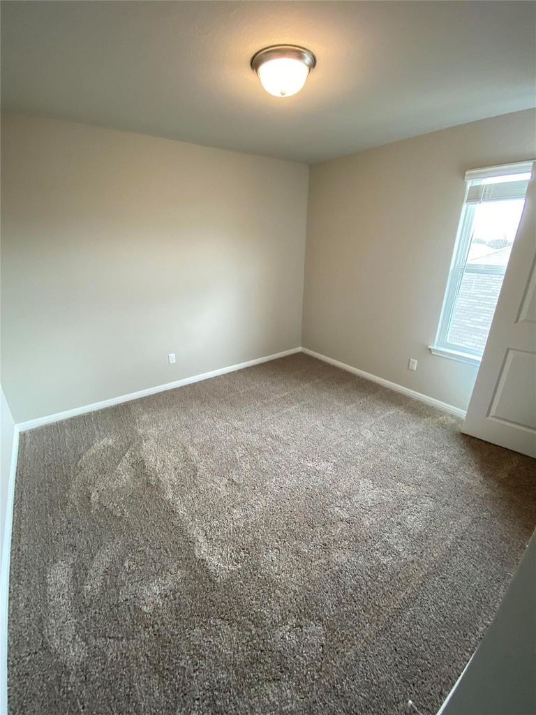 912 Main St - Photo 22